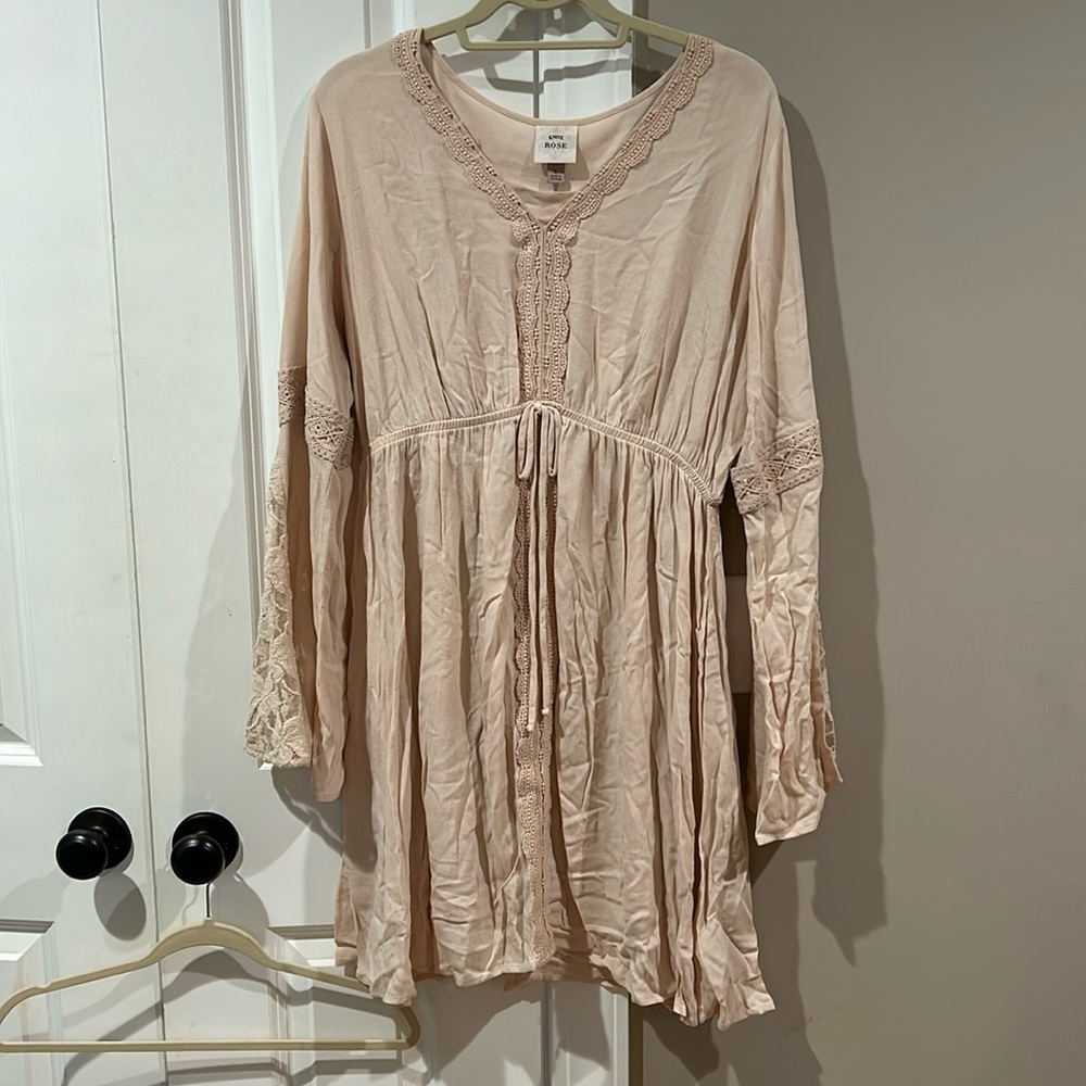 Knox Rose, long sleeve (bell sleeve), blush colored dress